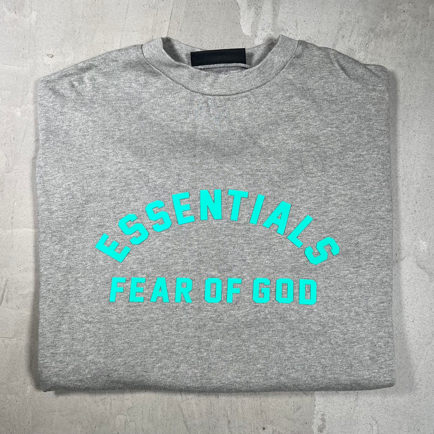 Essentials Fear of God FOG Grey Teal Logo Tee Size Medium USED x18257