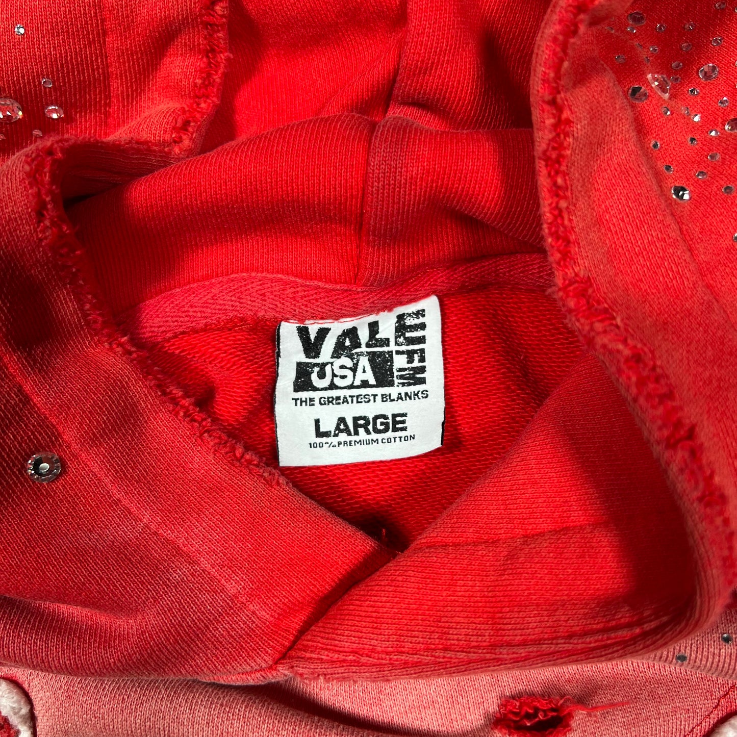 Vale Rhinestone 14 Red Pull Over Hoodie Size Large USED x17882