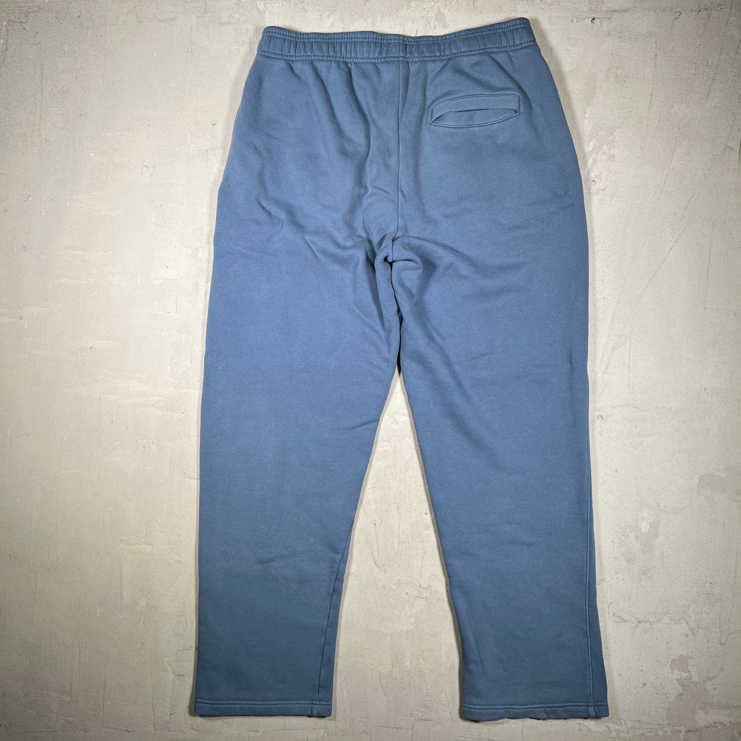 GV Gallery Greedy Unit Grey Sweatpants Size Small USED x18304