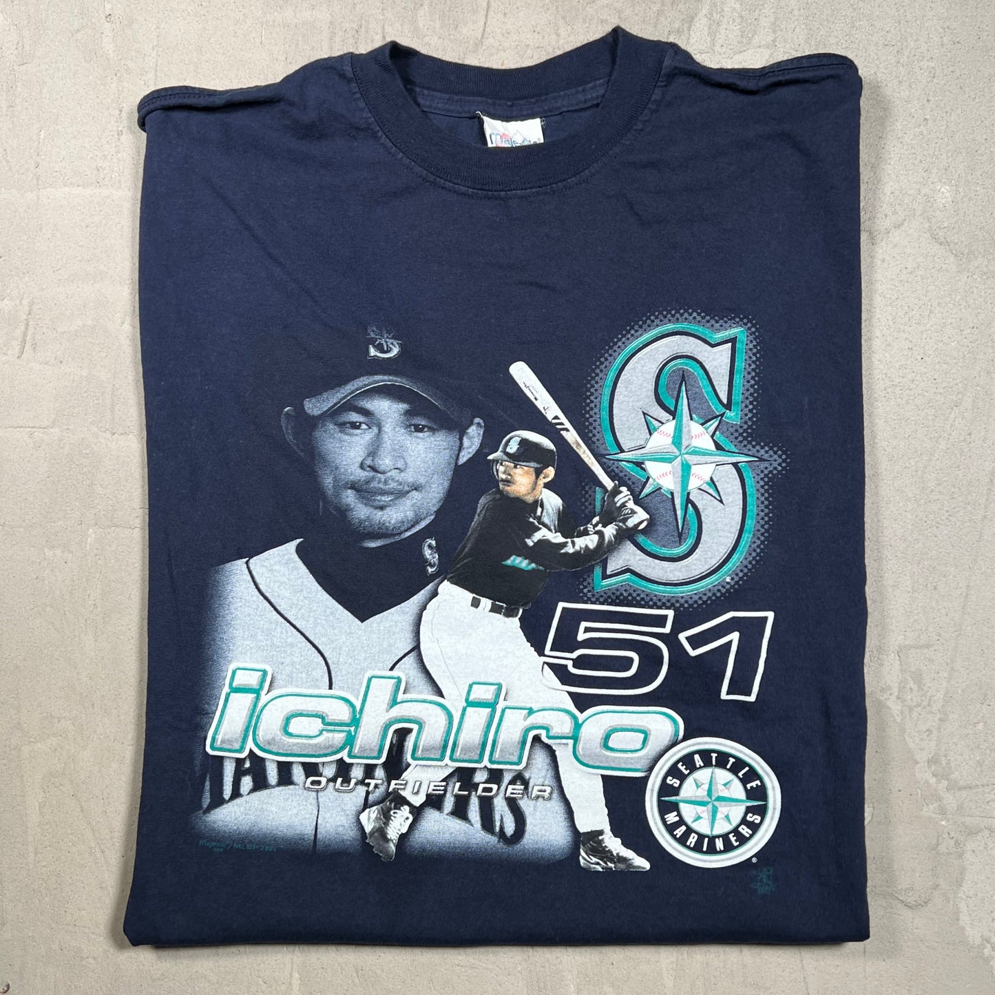 2001 Seattle Marines Ichiro Outfielder Navy Blue Teee Size XL USED v19994