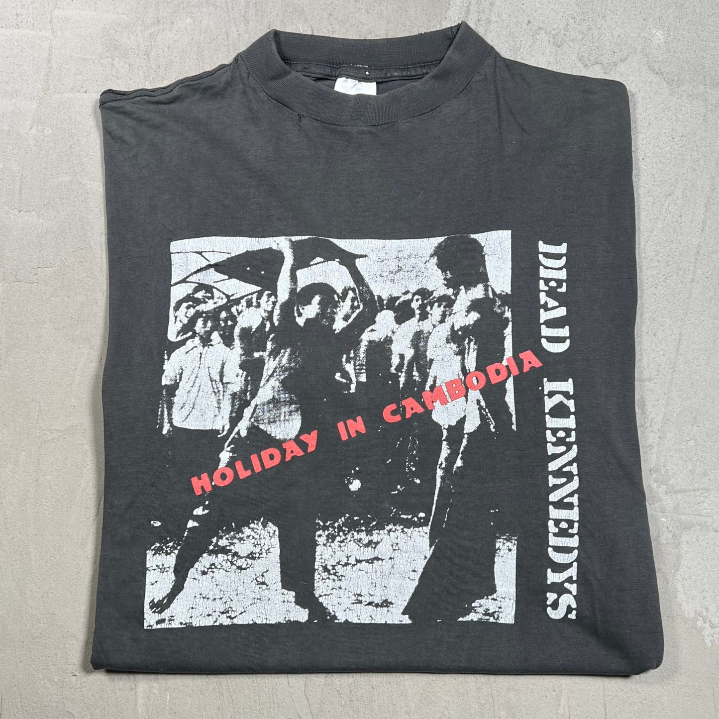 1990s Dead Kennedys Holiday in Cambodia Washed Black Tee Size Large USED v20024