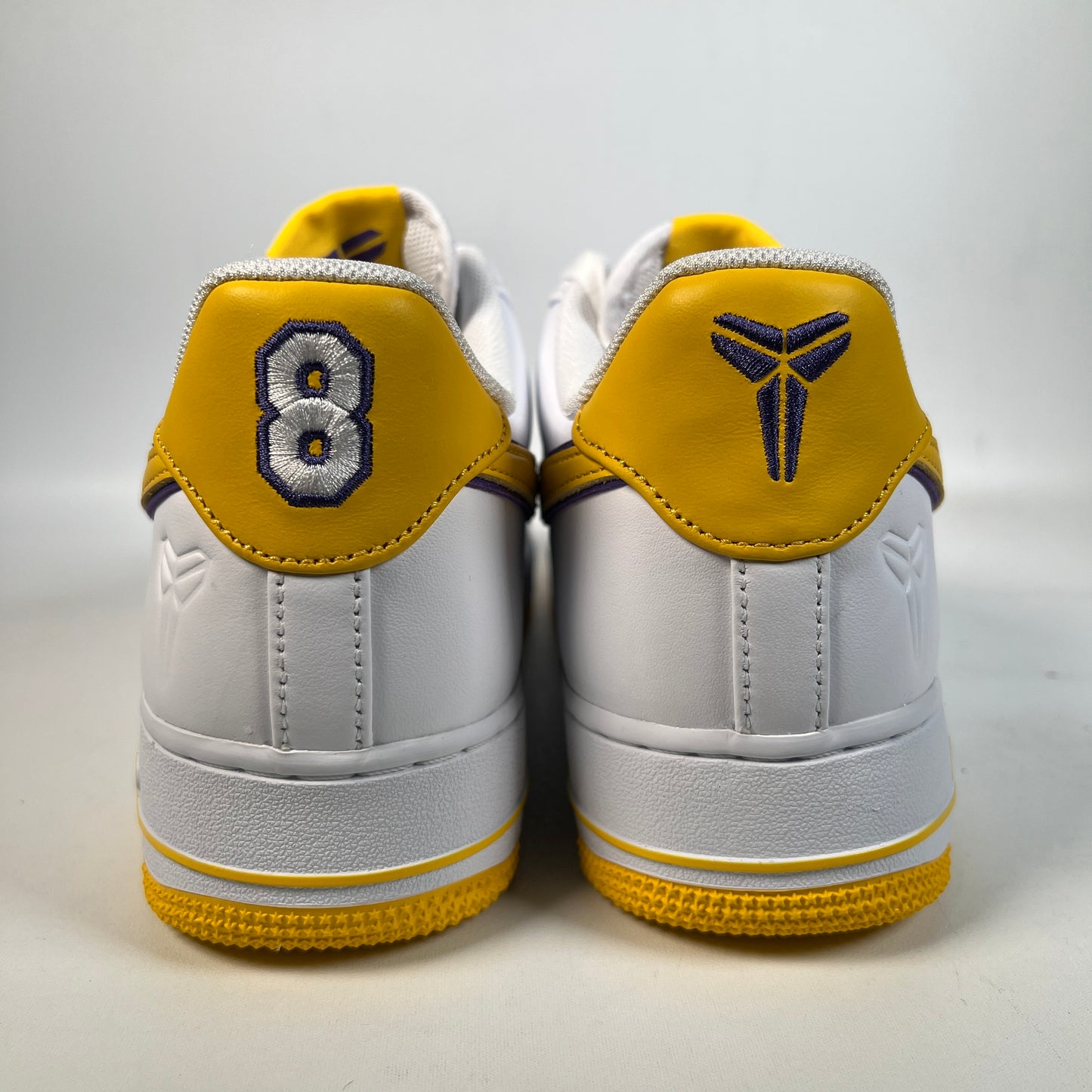 Nike Air Force 1 Low Kobe Bryant Lakers Home (2024) Size 10.5 NEW s22618