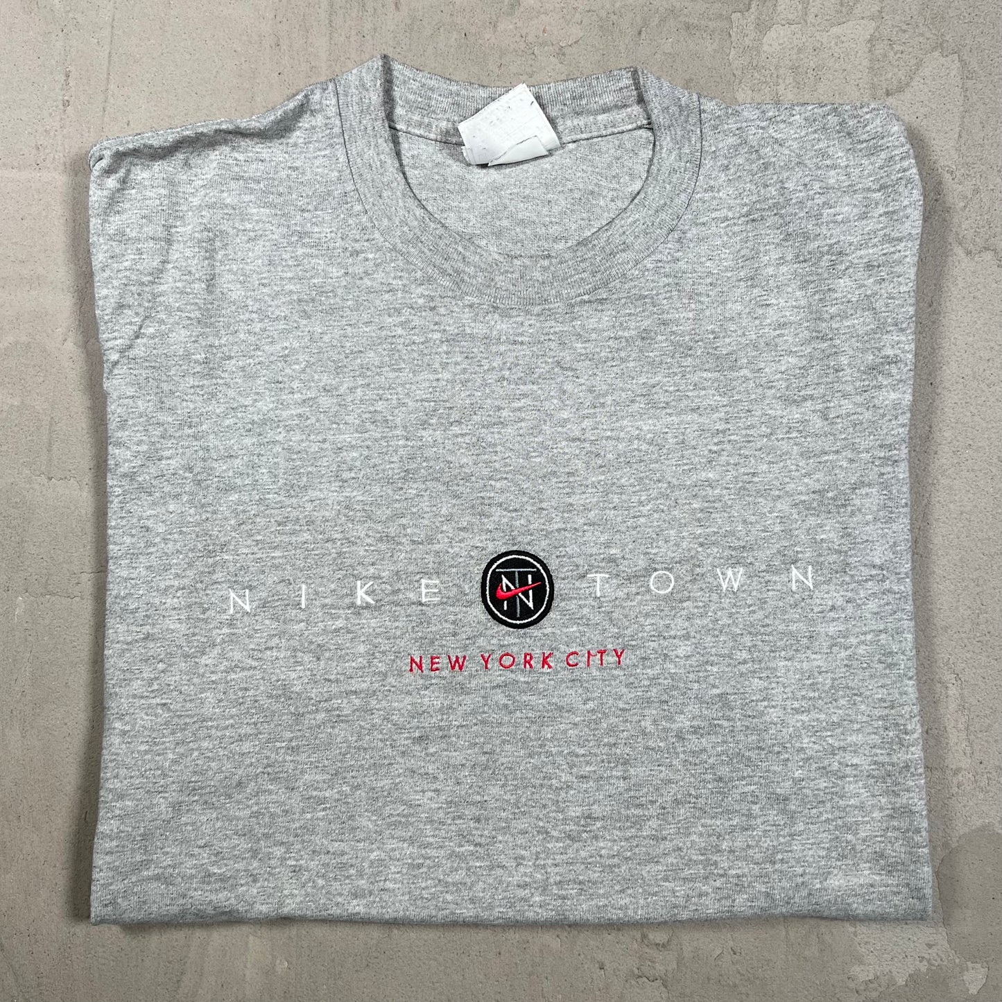 1990s Niketown NYC Grey Tee Size Medium USED v20027