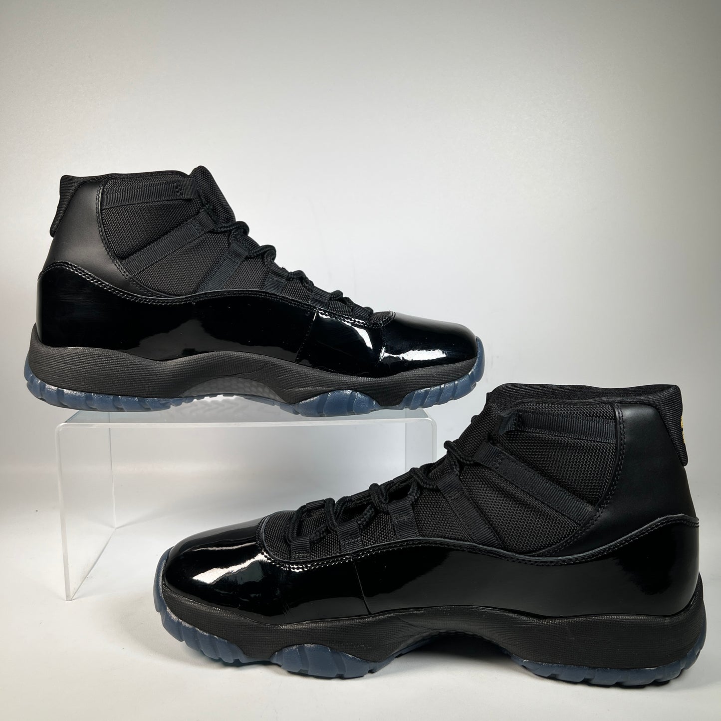 Jordan 11 Gamma Blue (2025) Size 13 USED s22569