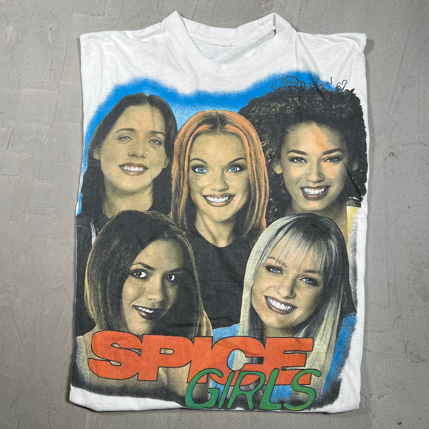 1990s Spice Girls Big Head Group White Tee Size Medium USED v20017