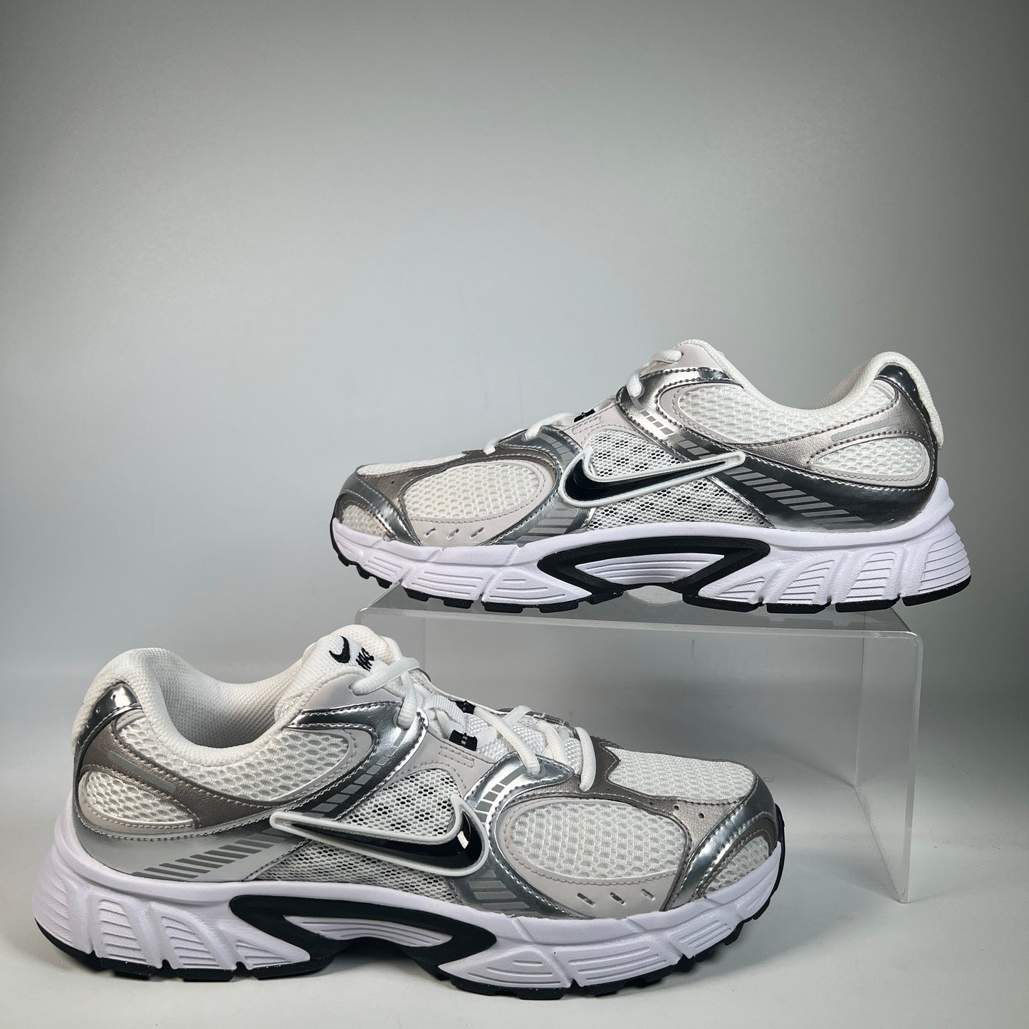 Nike V5 RNR White Vast Grey (2025) Size 10.5 USED s22610