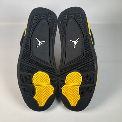Jordan 4 Thunder (2023) Size 10 USED s22533