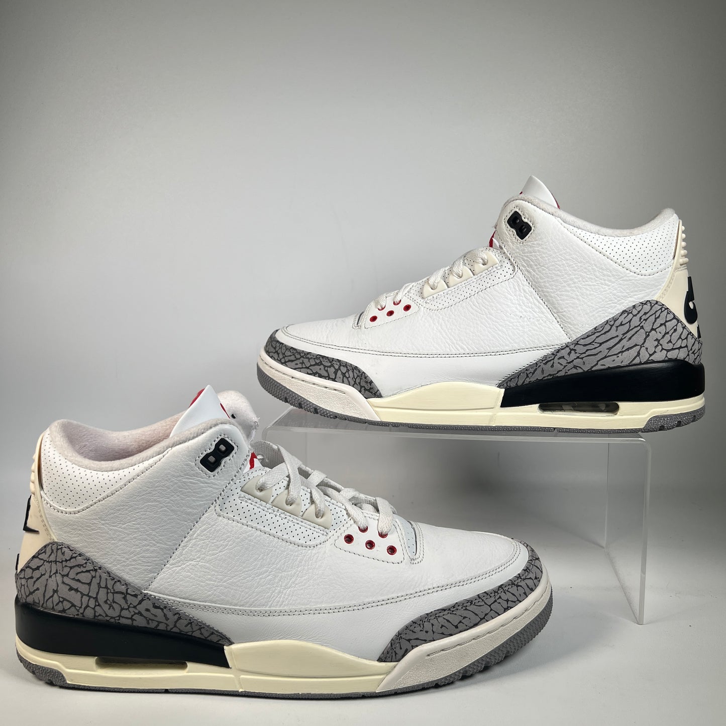 Jordan 3 White Cement Reimagined (2023) Size 13 USED s22568