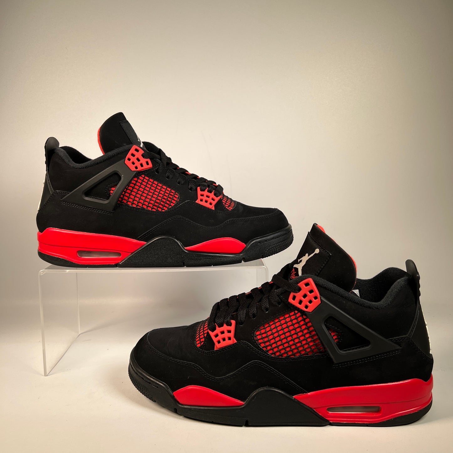 Jordan 4 Red Thunder (2021) Size 11 USED s22598