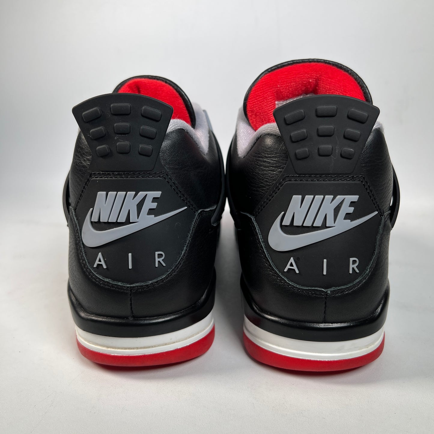 Jordan 4 Bred Reimagined (2024) Size 10.5 USED s22612