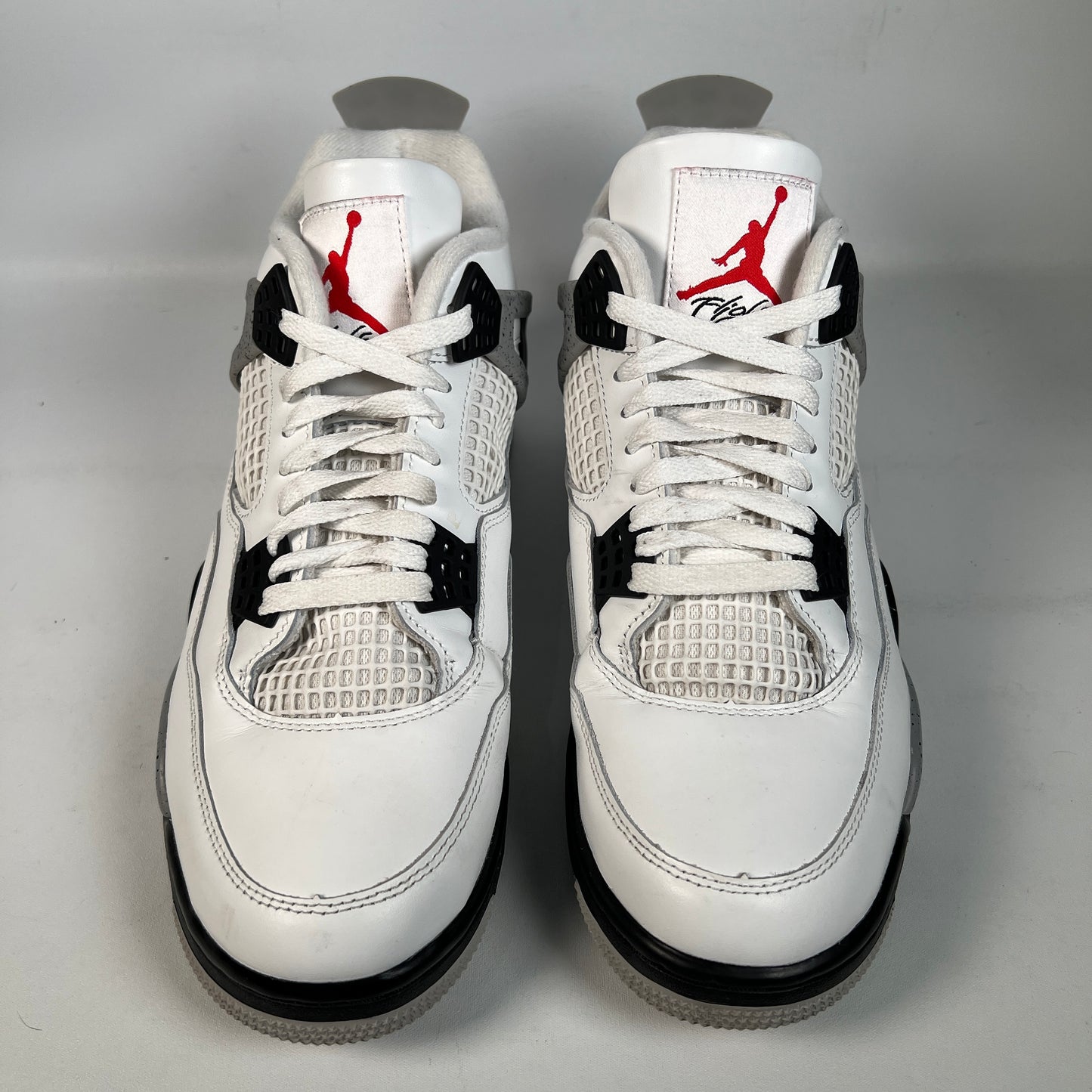 Jordan 4 White Cement (2025) Size 10.5 USED s22611