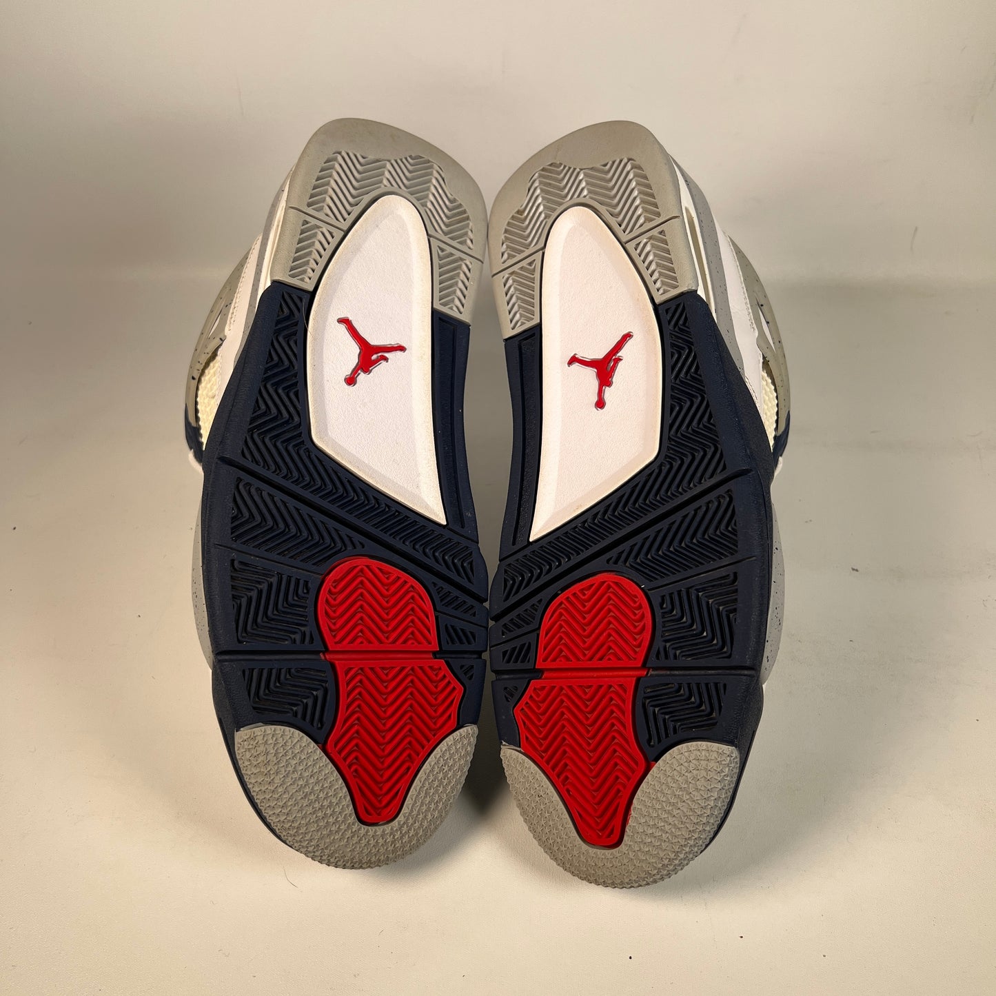 Jordan 4 MIdnight Navy (2022) Size 10 USED s22599