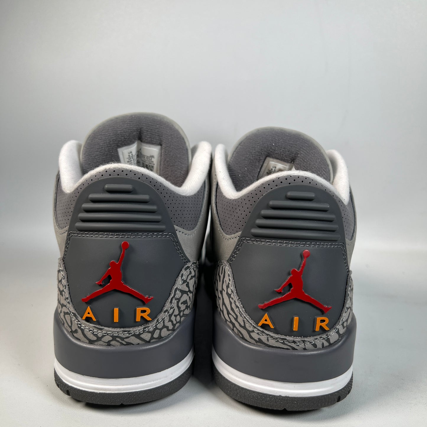 Jordan 3 Cool Grey (2021) Size 9.5 USED s22608