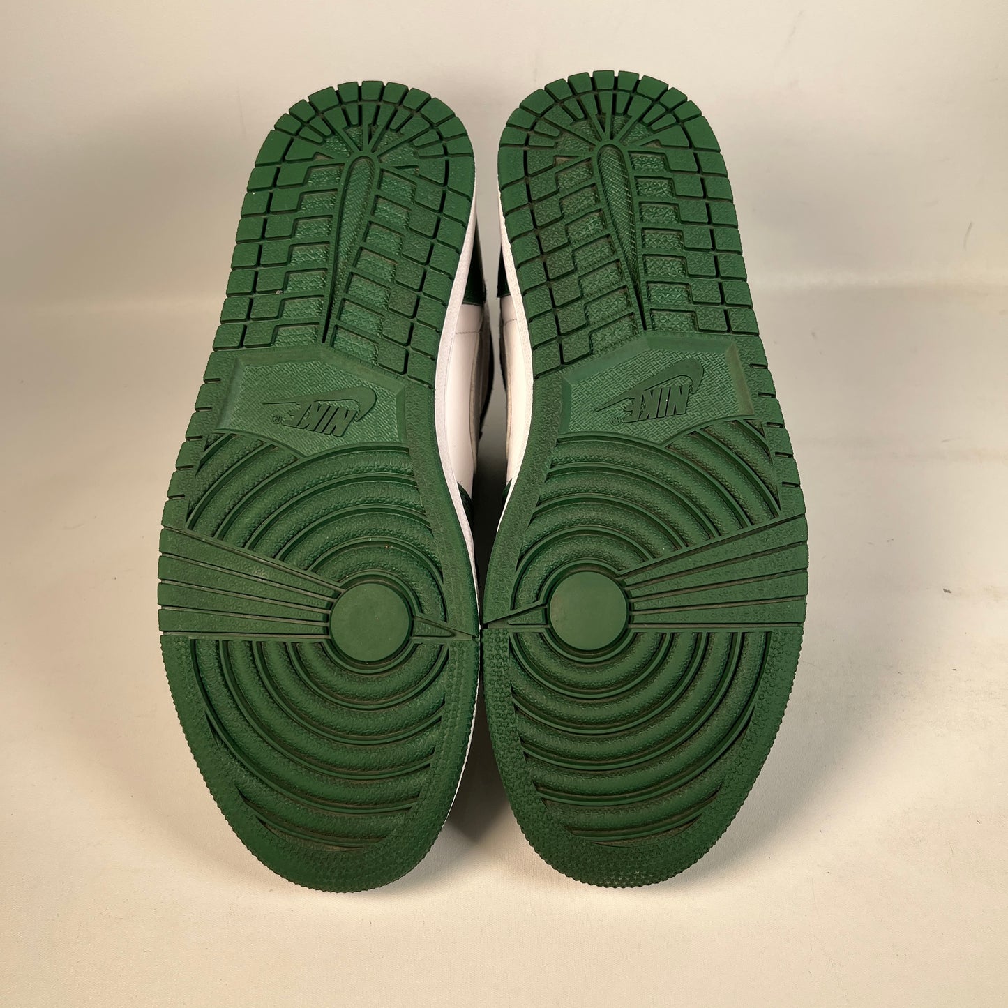 Joredan 1 Gorge Green (2022) Size 9.5 USED s22554