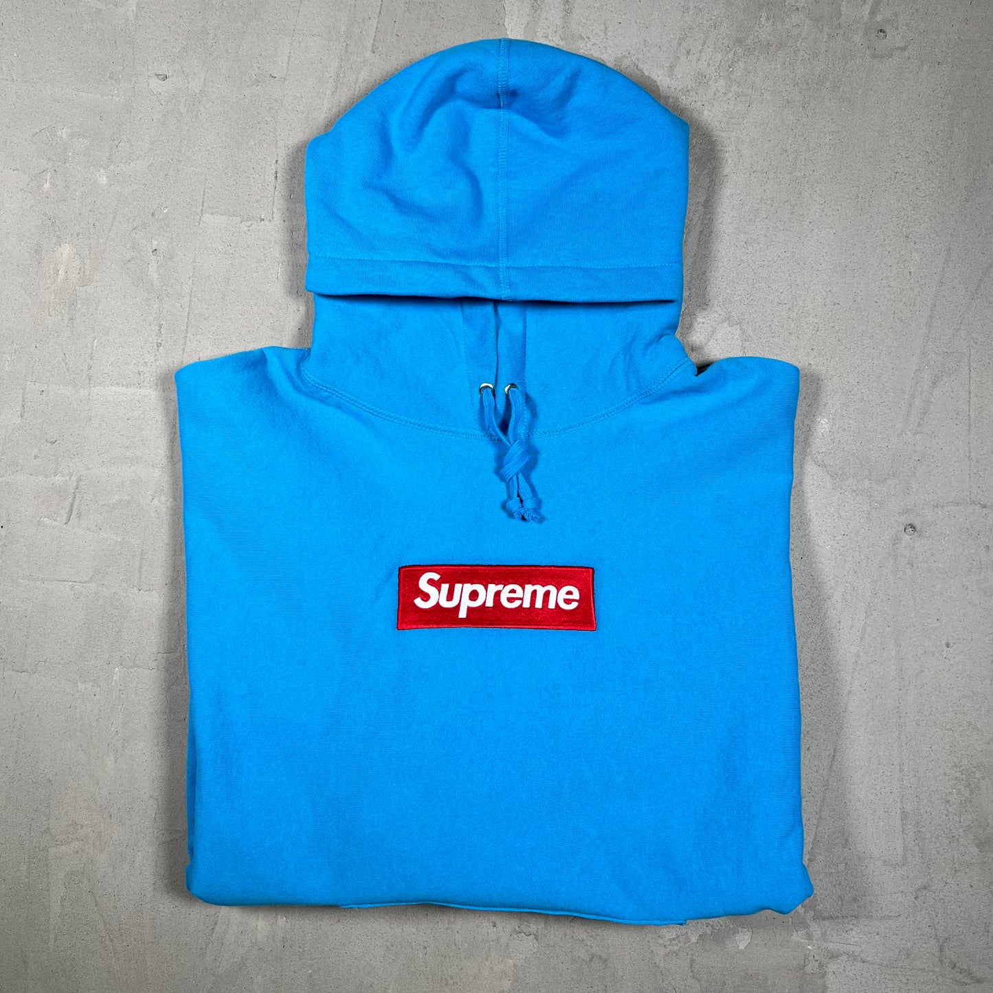 Supreme Box Logo Light Blue Hoodie (2025) Size Medium USED x18330