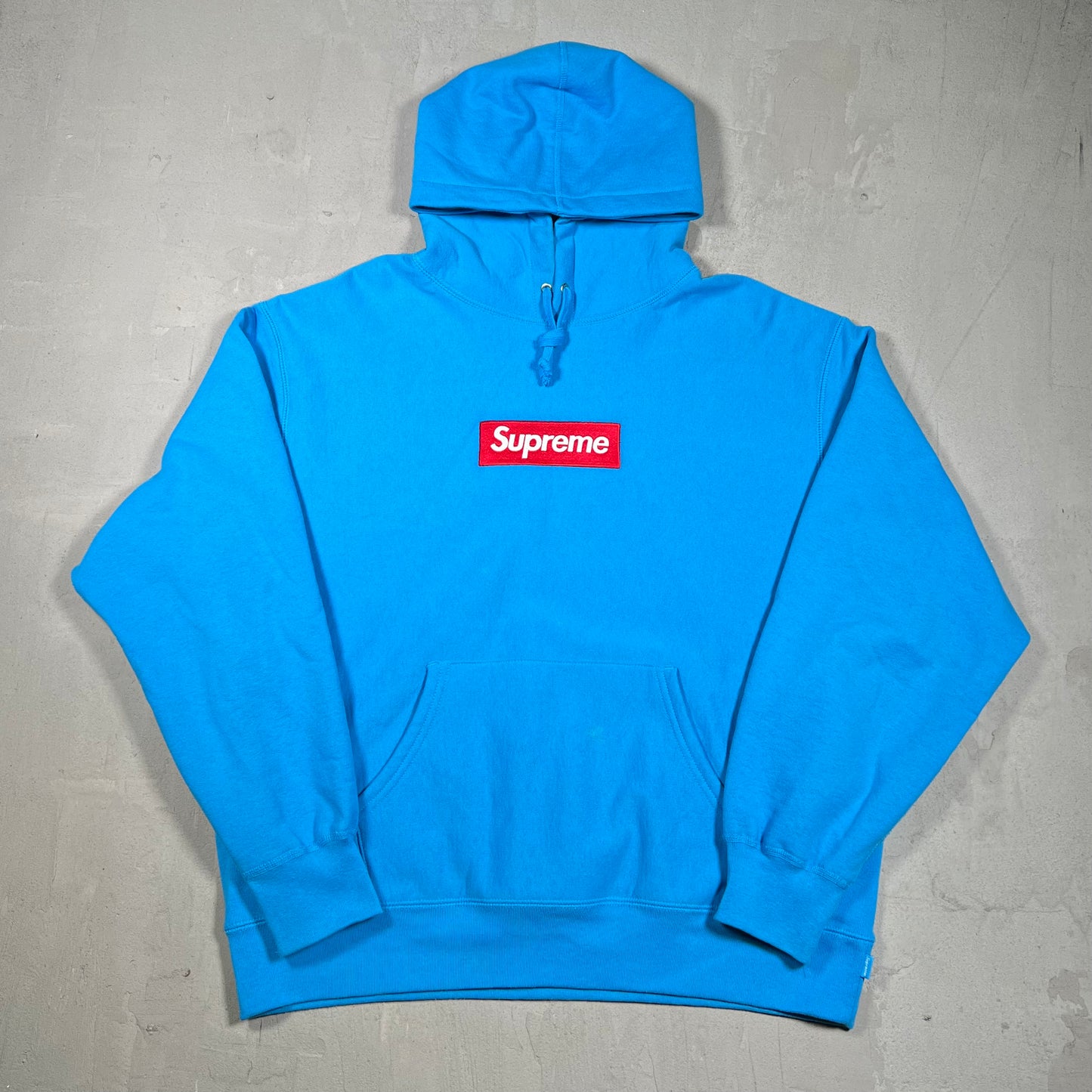 Supreme Box Logo Light Blue Hoodie (2025) Size Medium USED x18330