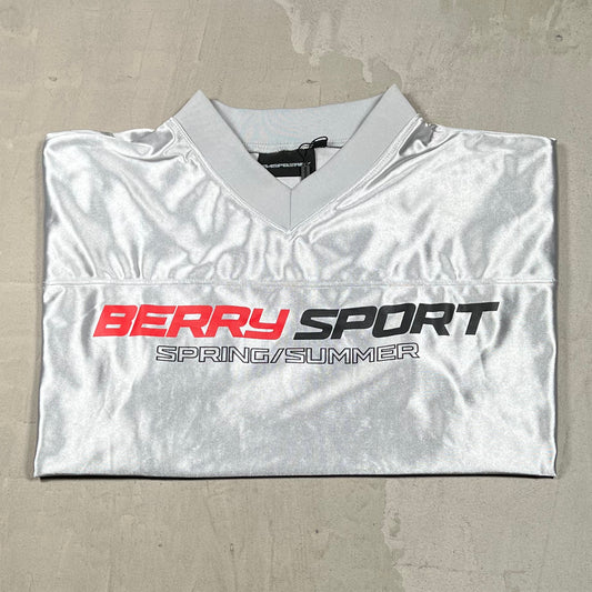 GV Gallery Raspberry Hills Berry Sport Silver Jersey Size Small NEW x18327