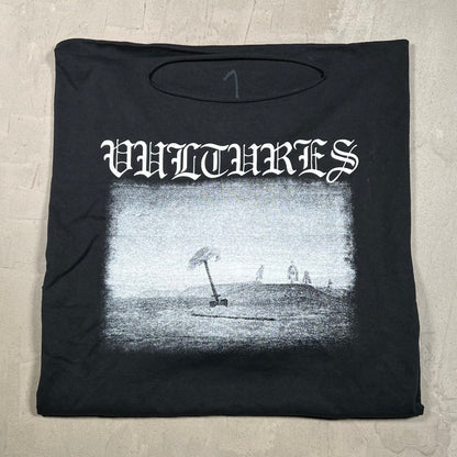 Yeezy vultures longsleeve black Size 1 (small) NEW x10326