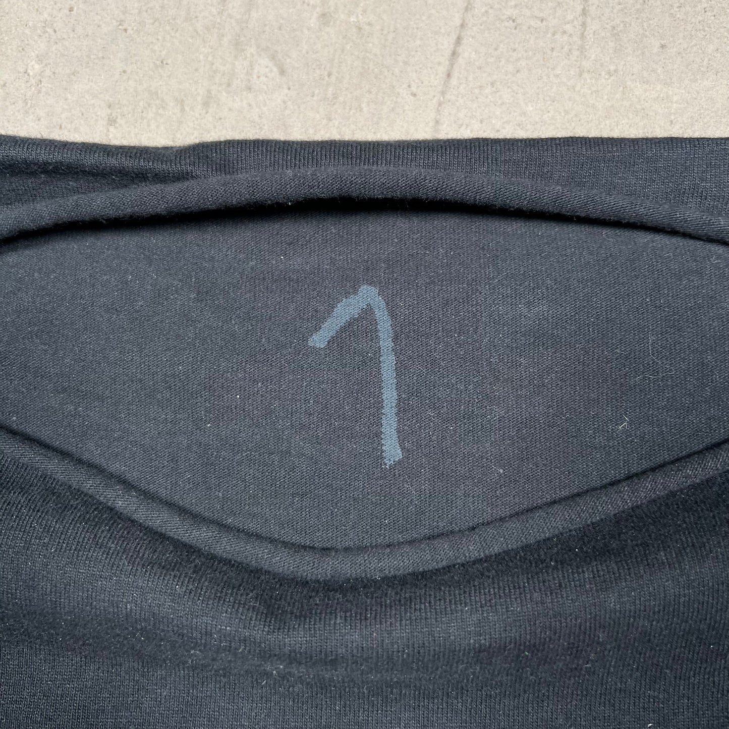 Yeezy vultures longsleeve black Size 1 (small) NEW x10326