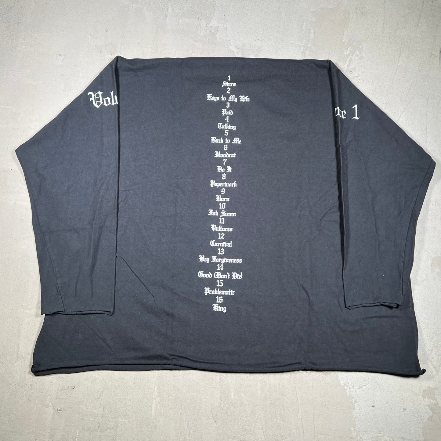 Yeezy vultures longsleeve black Size 3 (XL) NEW x10315
