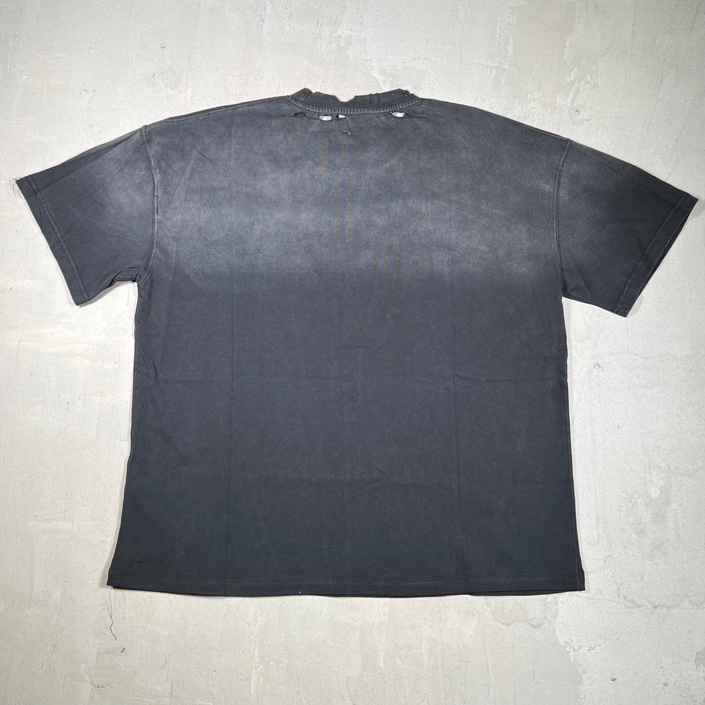 Vale Dreams Vs World Washed Black Tee Size Small NEW x18276
