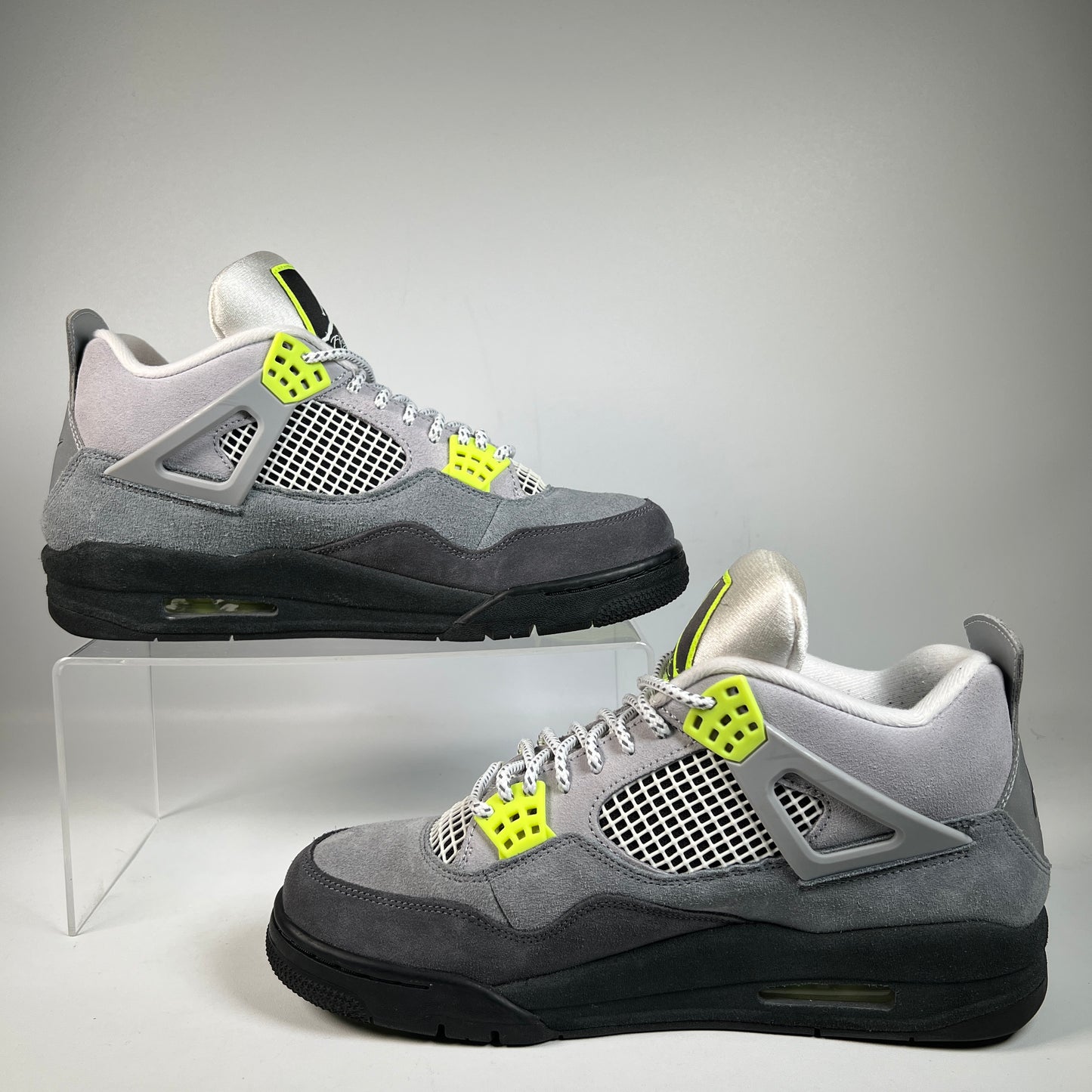 Jordan 4 SE 95 Neon (2020) Size 10 USED s22607