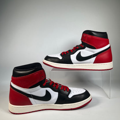 Jordan 1 Black Toe Reimagined (2024) Size 12 USED s22672
