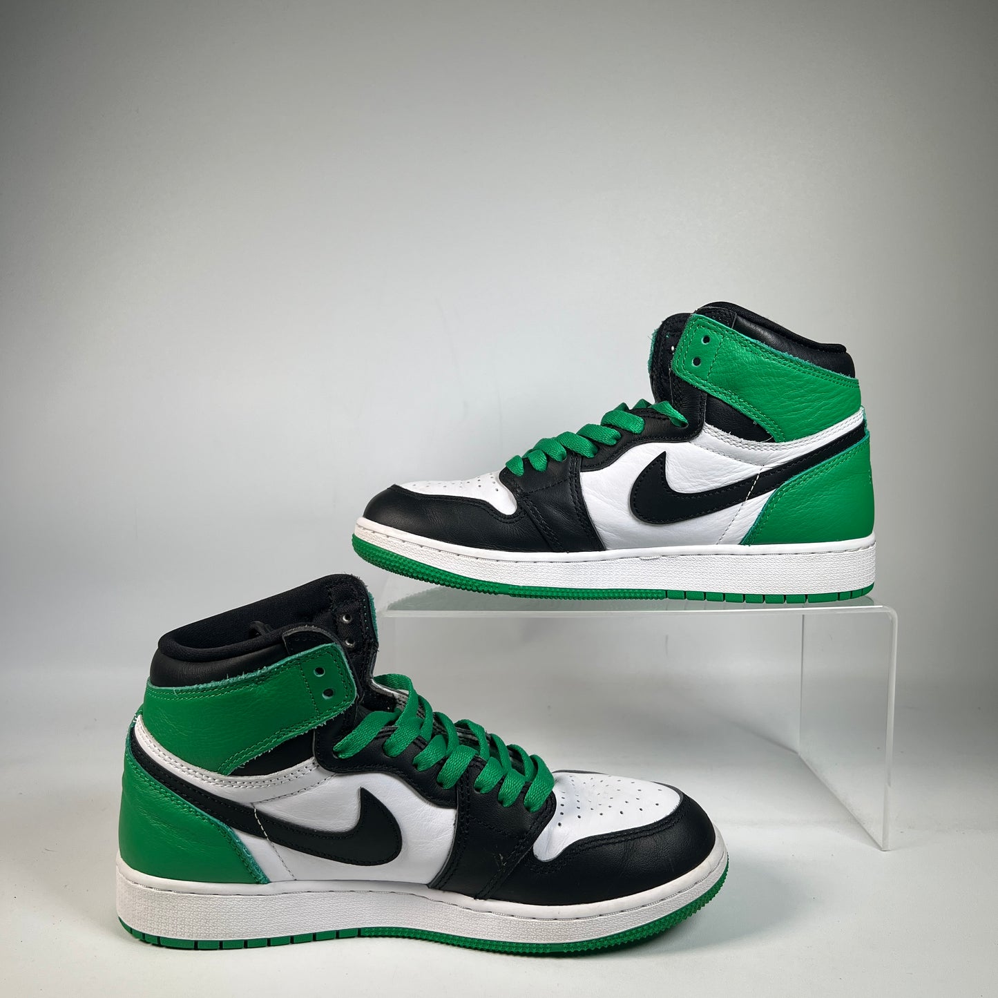 Jordan 1 High Lucky Green (2023) Size 6.5y USED s22592