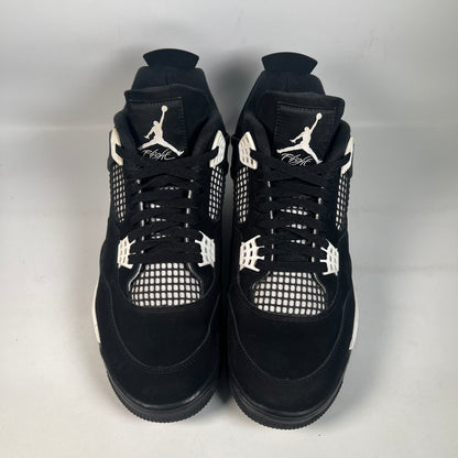 Jordan 4 White Thunder (2024) Size 11.5 USED s22615