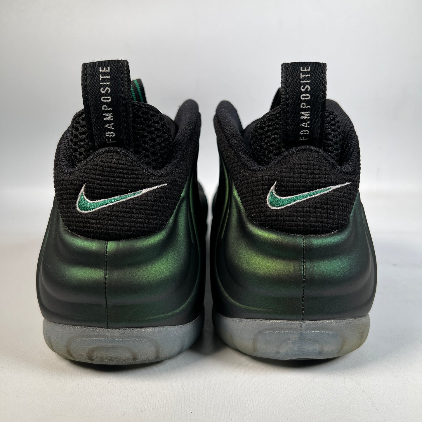 Nike Air Foamposite Pro Pine Green (2025) Size 10.5 USED s22675