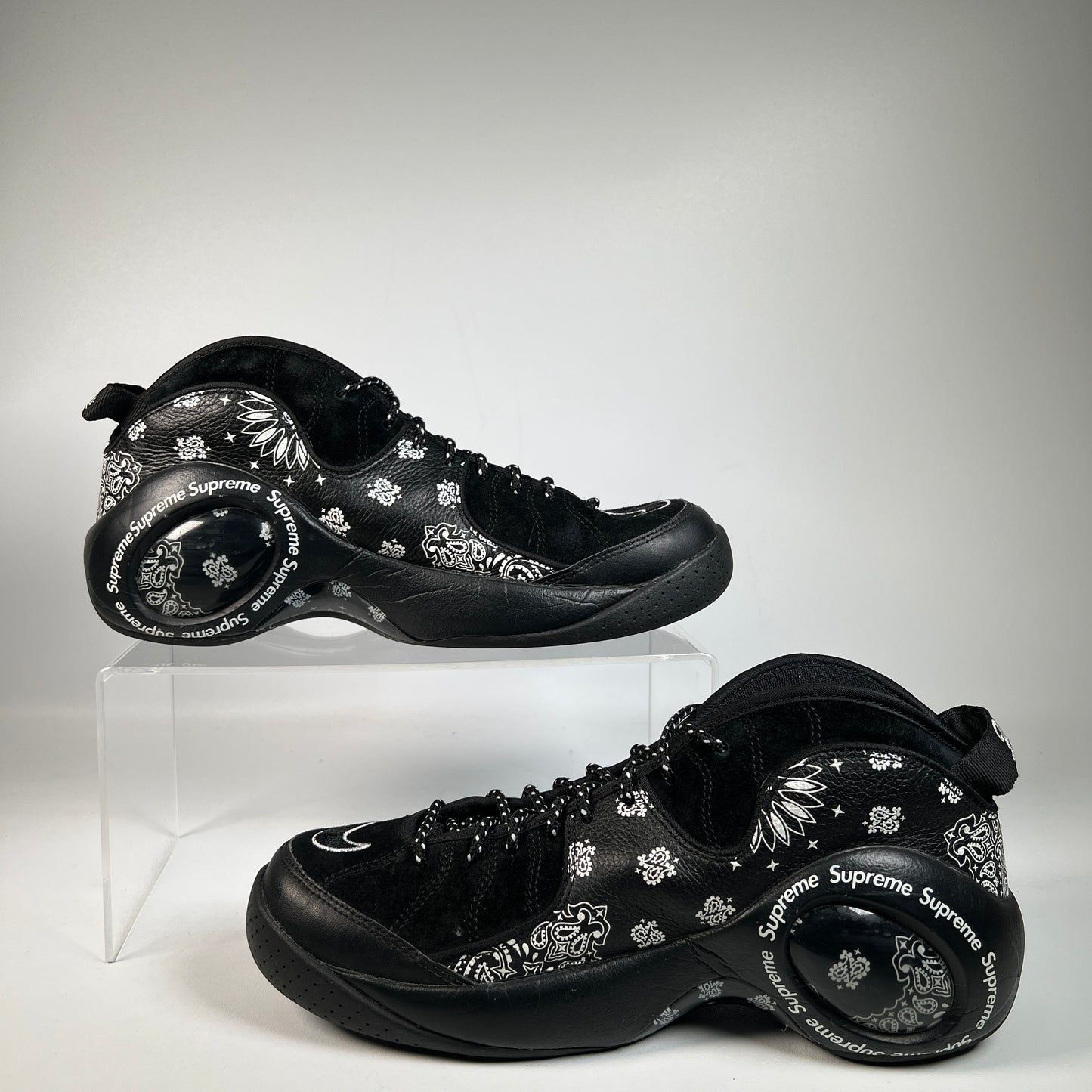 Nike Air Zoom Flight 95 Supreme Black (2022) Size 9 USED s22684