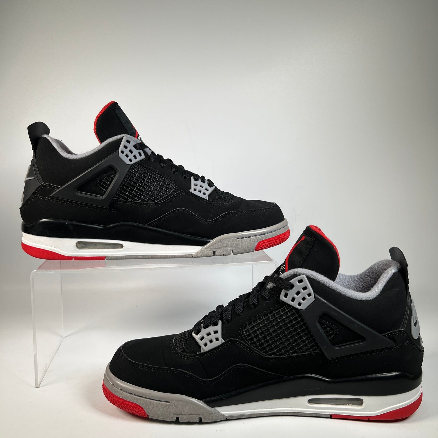 Jordan 4 Bred (2019) Size 11 USED s22653