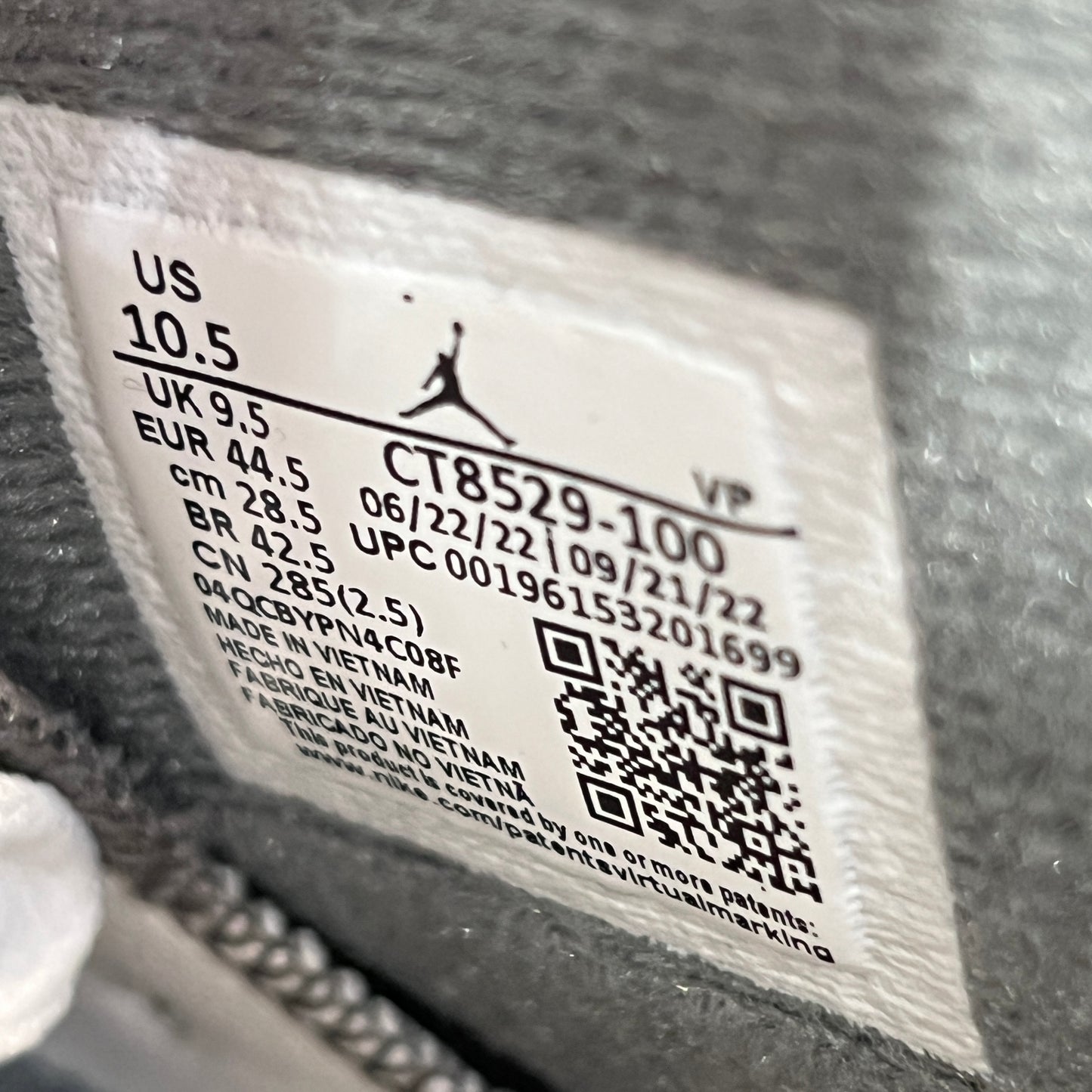 Jordan 6 Cool Grey (2023) Size 10.5 NEW s22744