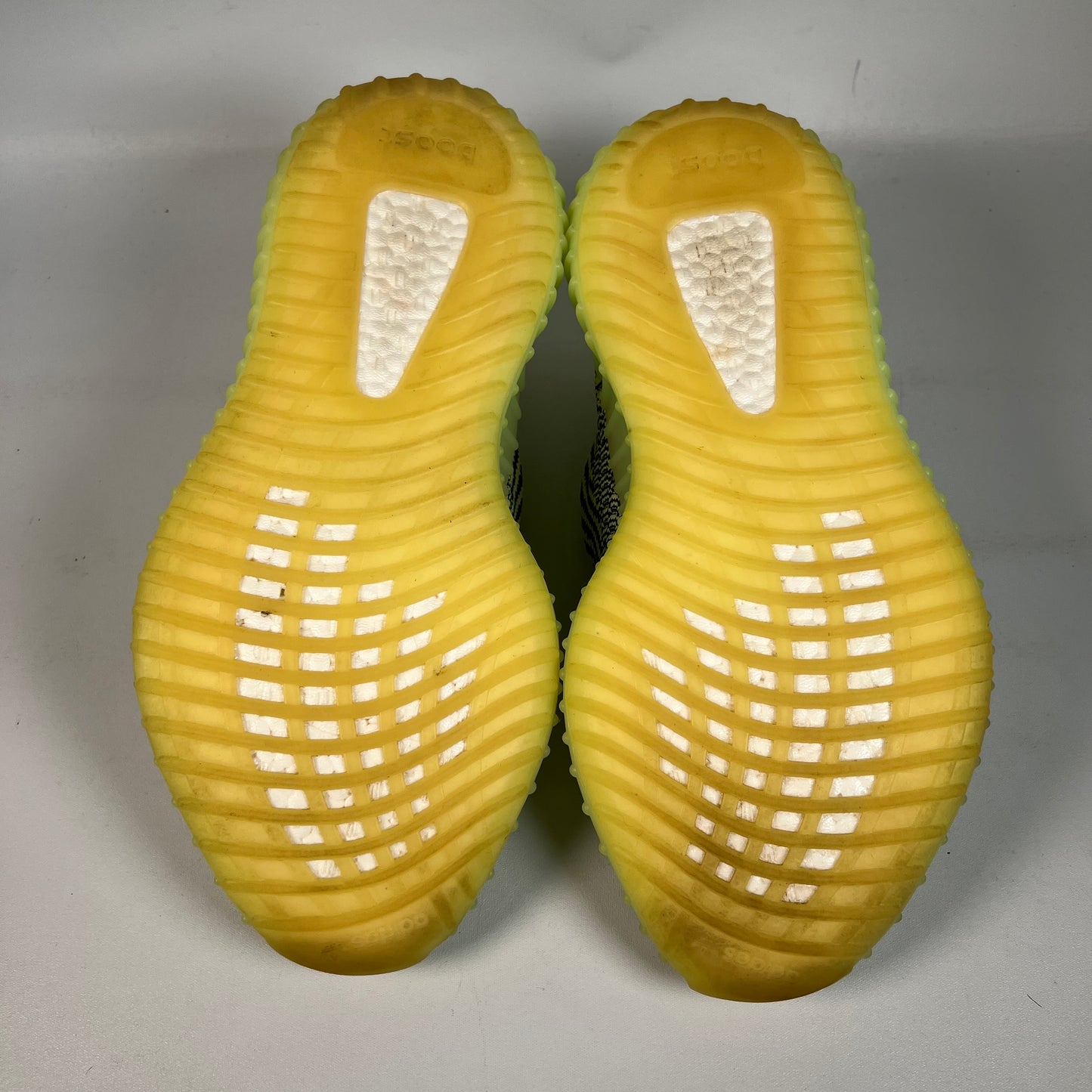 Yeezy Boost 350 Yeezreel Non Reflective (2019) Size 8.5 USED s22702