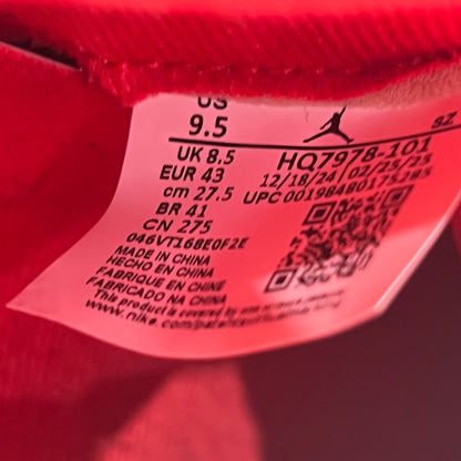 Jordan 5 Fire Red Black Tongue (2025) Size 9.5 USED s22717