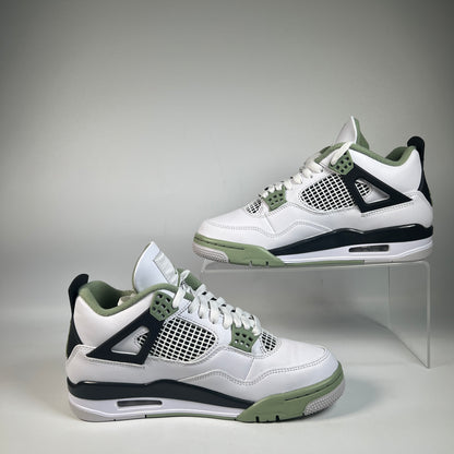Jordan 4 Seafoam (2023) Size 9 NEW s22721