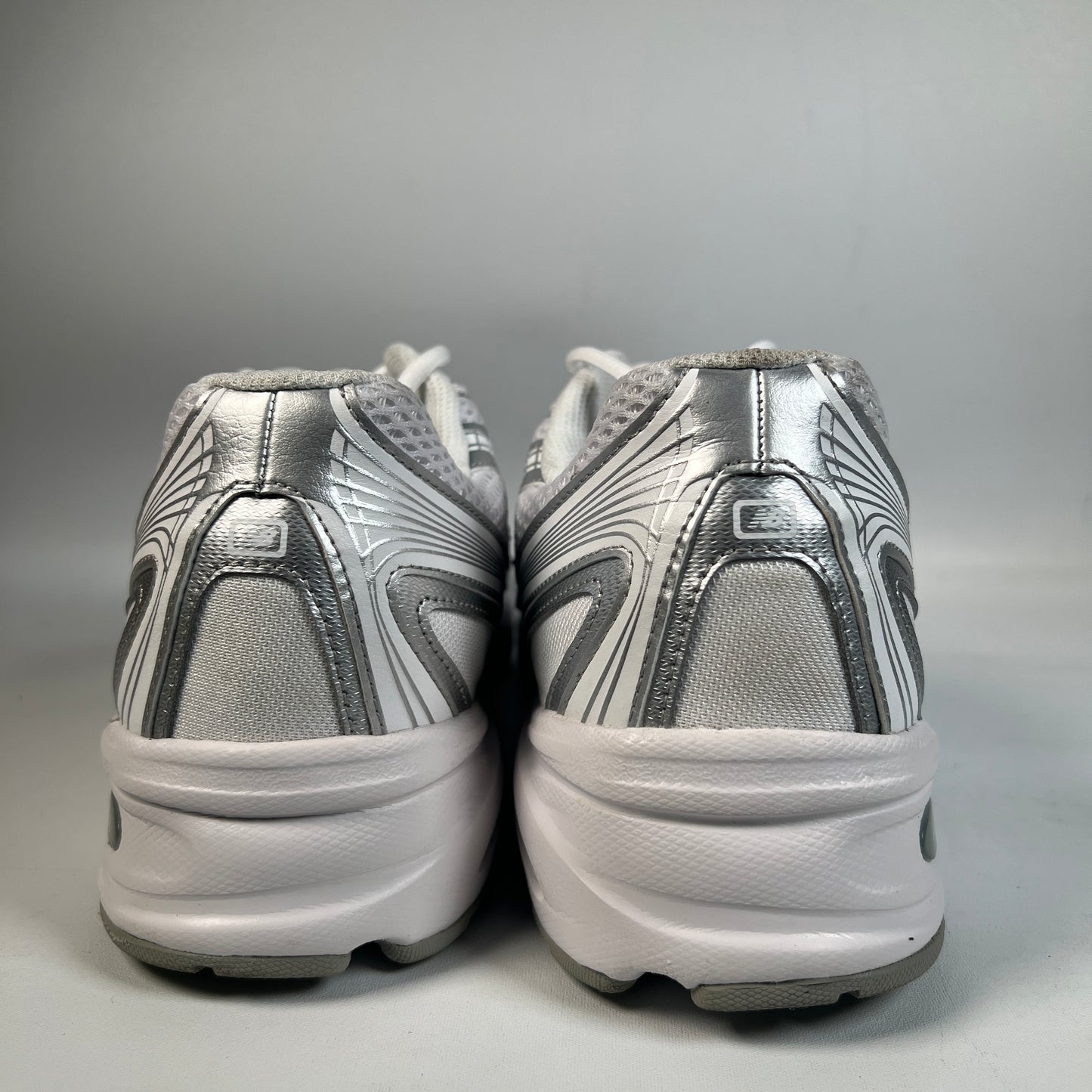 New Balance 740v2 White Silver Reflection (2024) Size 12 USED ss22746