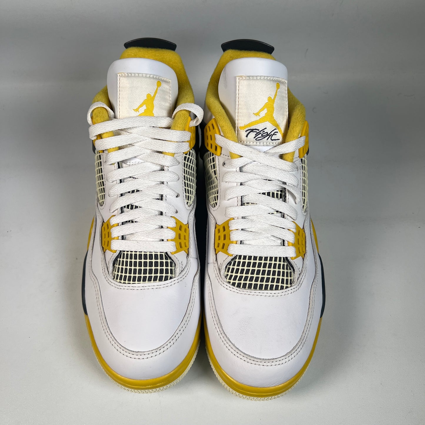 Jordan 4 Vivid Sulfur (2024) Size 8.5M/10W USED s22735