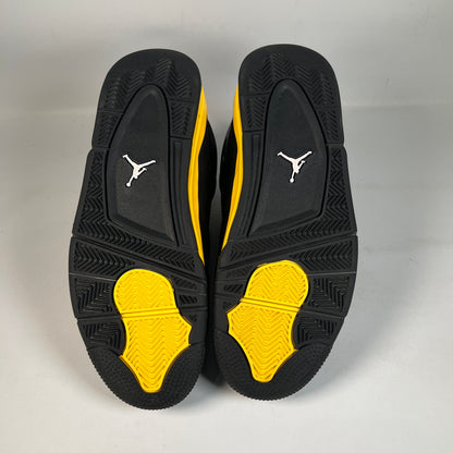 Jordan 4 Thunder (2023) Size 10 USED s22770