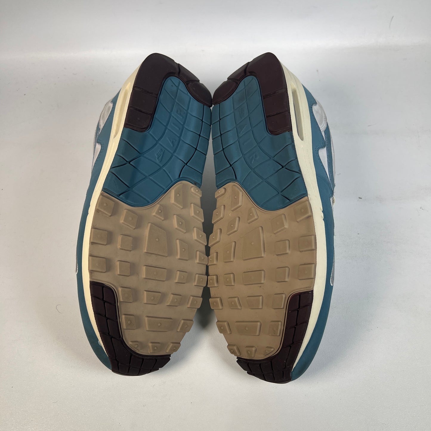 Nike Air Max 1 Patta Waves Noise Aqua (2021) Size 8 USED s22652