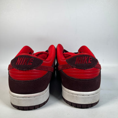 Nike SB Dunk Low Cherry (2022) Size 11 USED s22736
