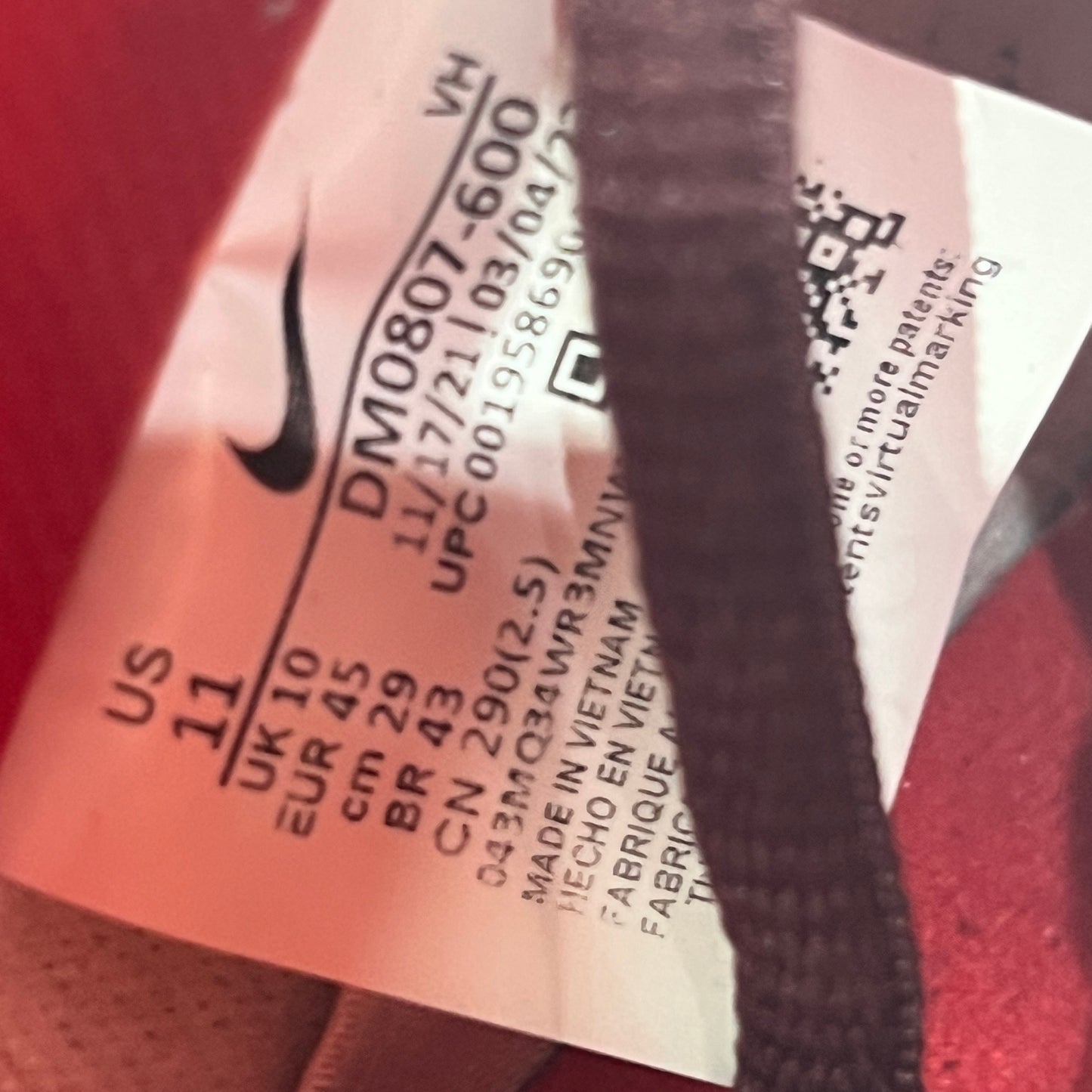 Nike SB Dunk Low Cherry (2022) Size 11 USED s22736