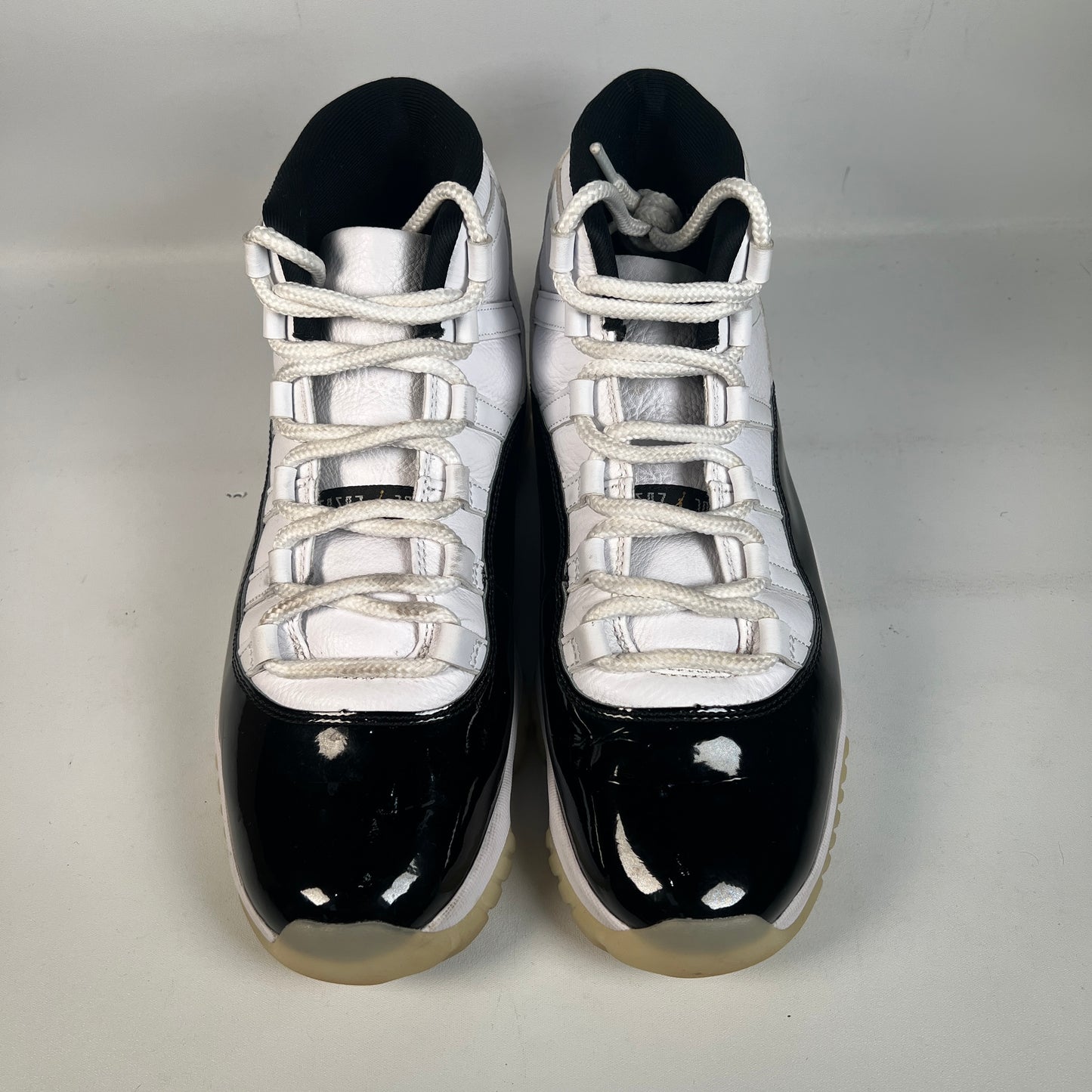 Jordan 11 DMP Gratitude (2023) Size 9.5 USED s22731