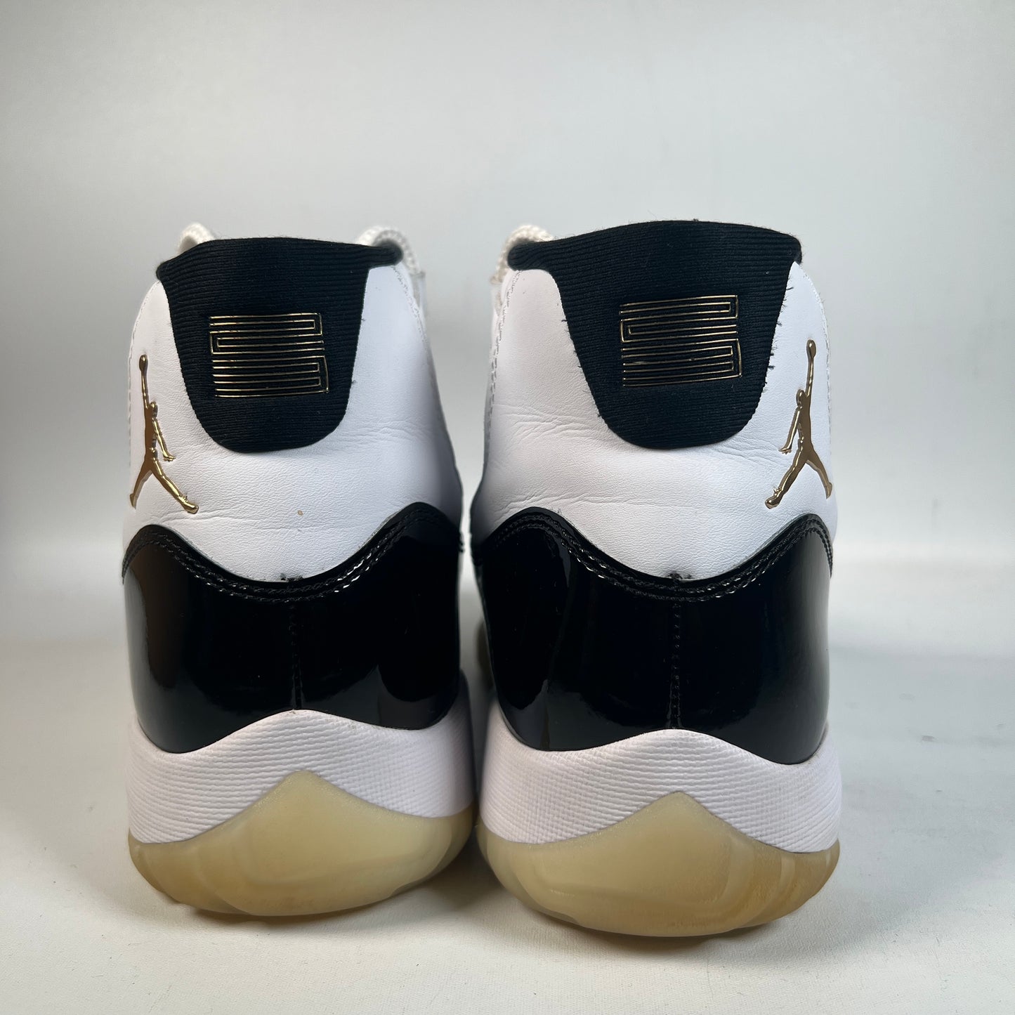 Jordan 11 DMP Gratitude (2023) Size 9.5 USED s22731