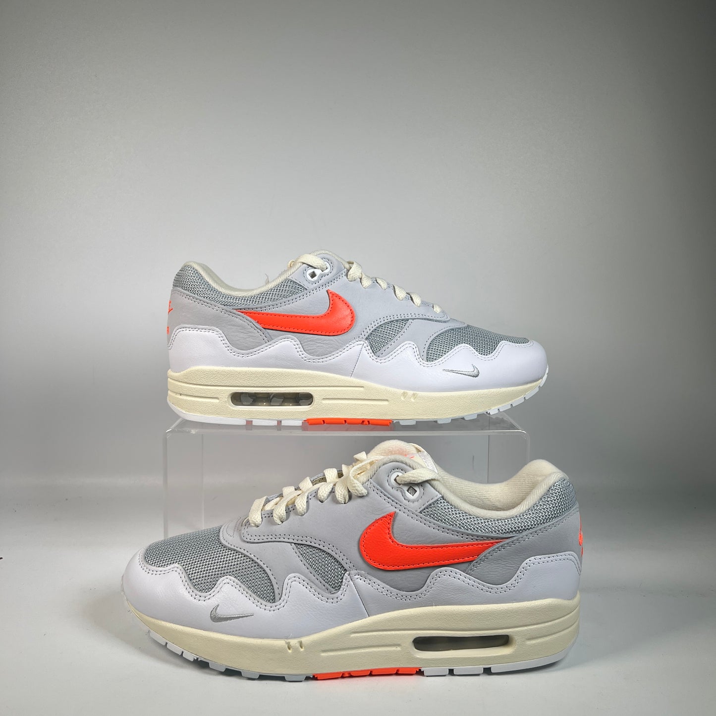 Nike Air Max 1 Patta Wave White Hyper Crimson (2026) Size 9.5 NEW s22821