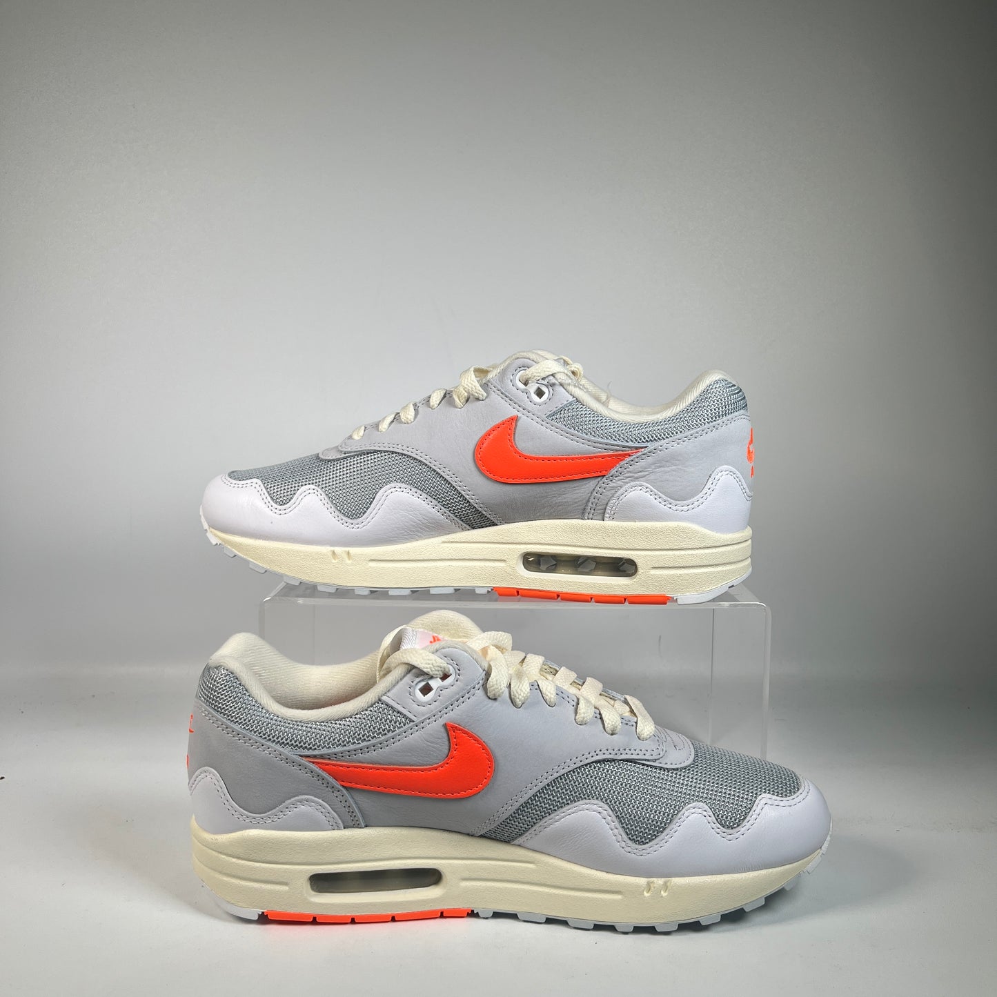 Nike Air Max 1 Patta Wave White Hyper Crimson (2026) Size 9.5 NEW s22821
