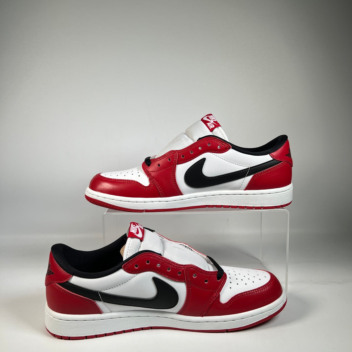 Jordan 1 Low Chicago (2025) Size 10 NEW s22852
