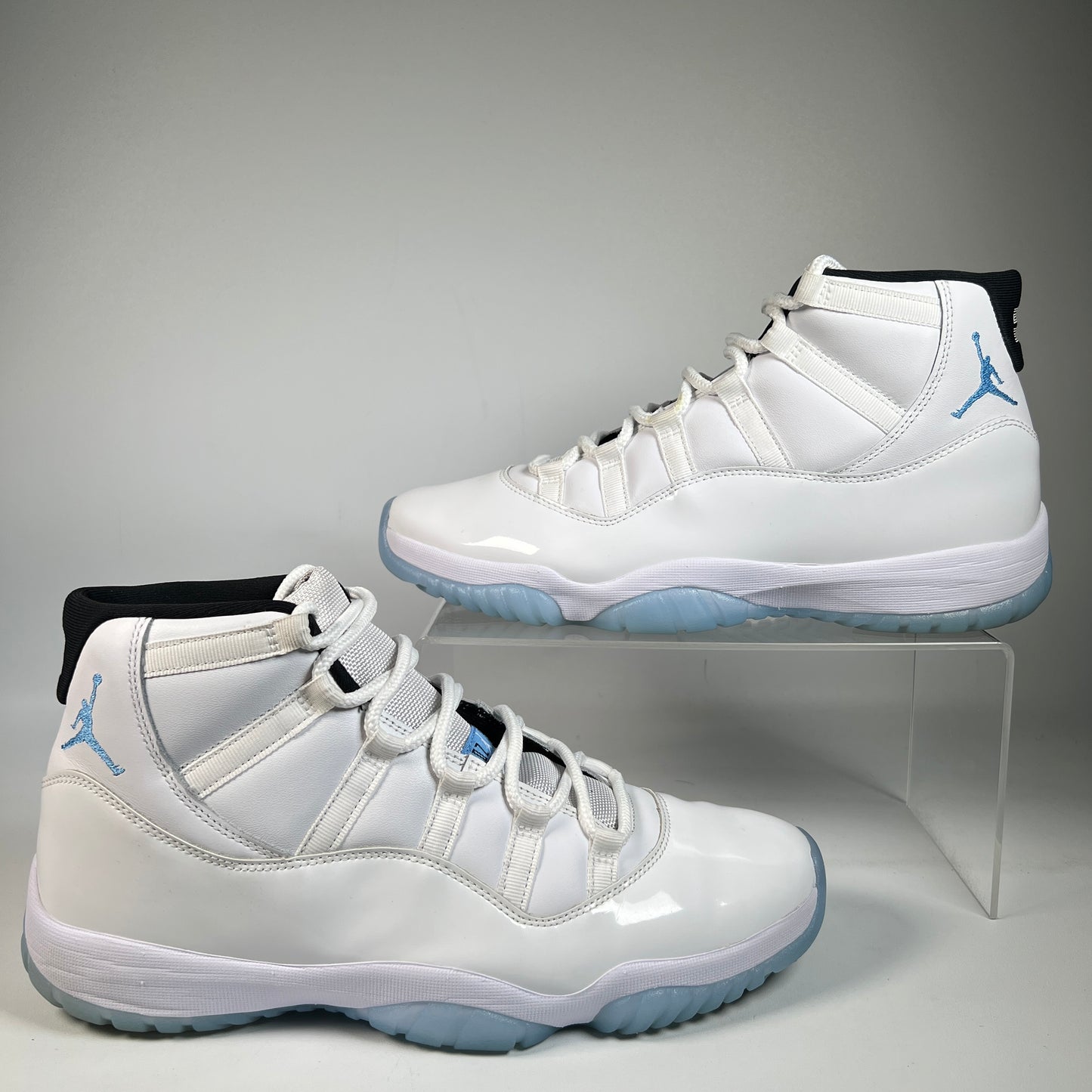 Jordan 11 High Legend Blue (2024) Size 11 USED s22796