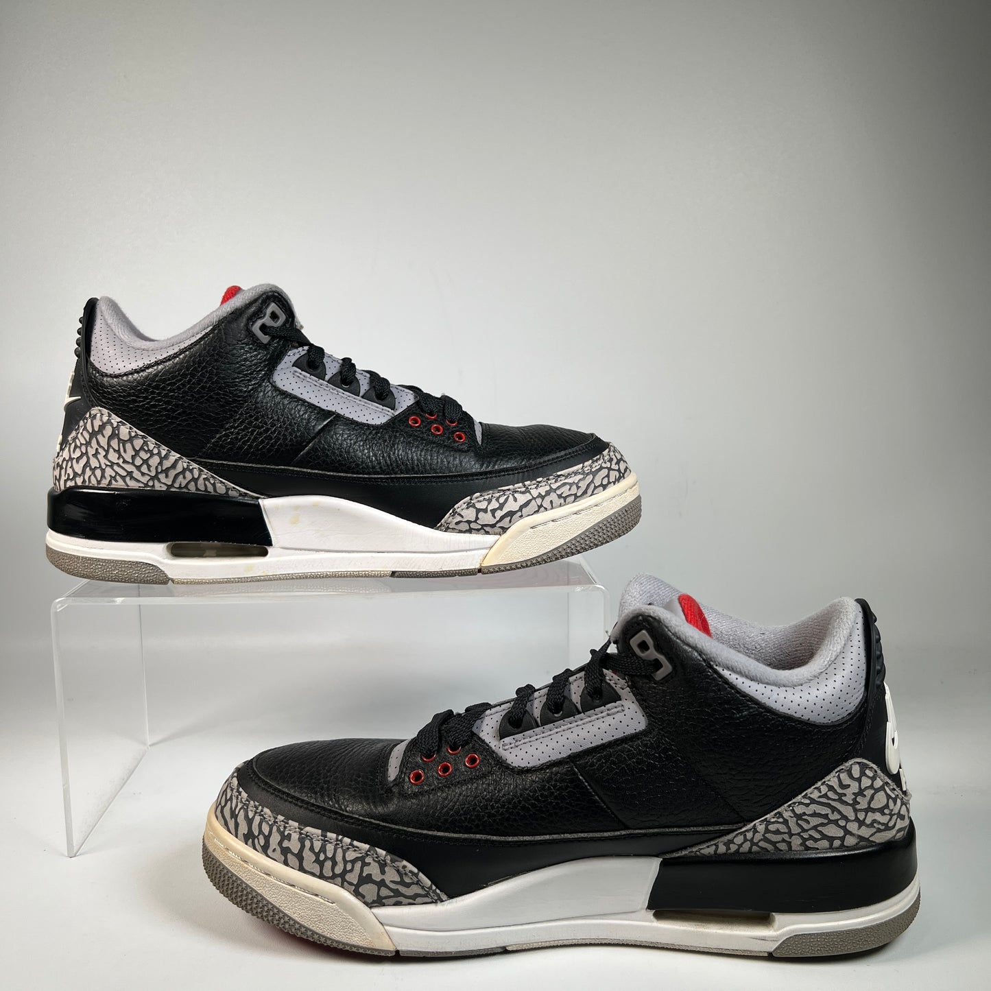 Jordan 3 Black Cement (2018) Size 9.5 USED s22794