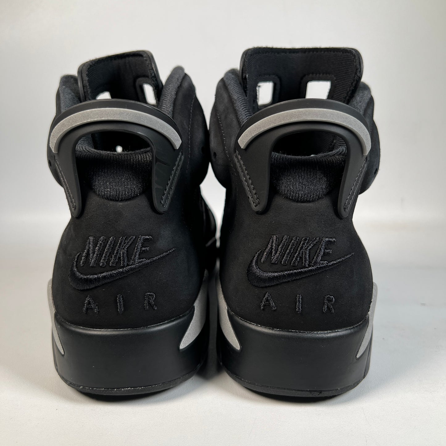 Jordan 6 Cap and Gown (2026) Size 10 USED s22886